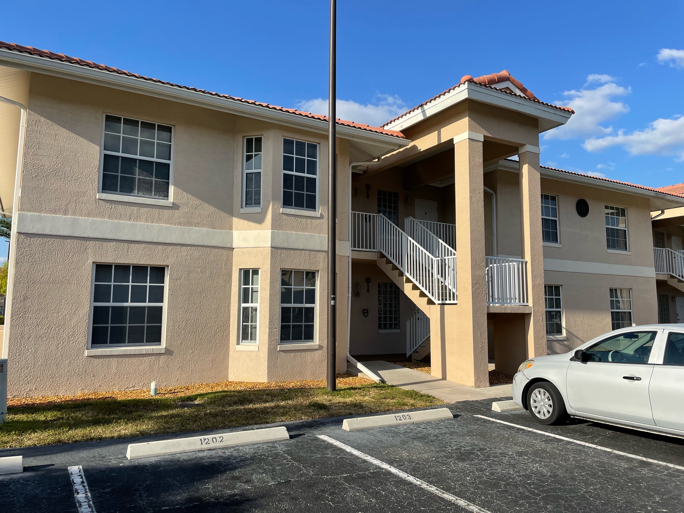 8313 Bernwood Cove Loop #1201